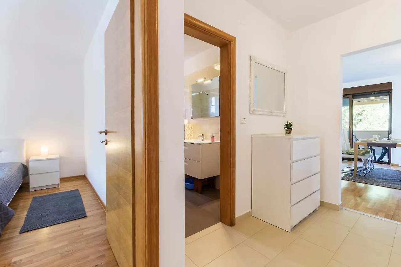 Apartmani Mikaela Premantura
